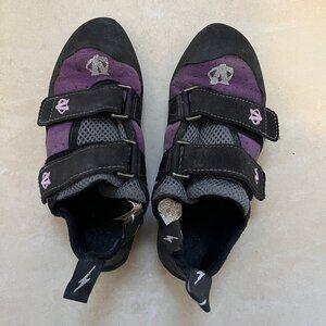 Purple and Black Women's Climbing Shoes